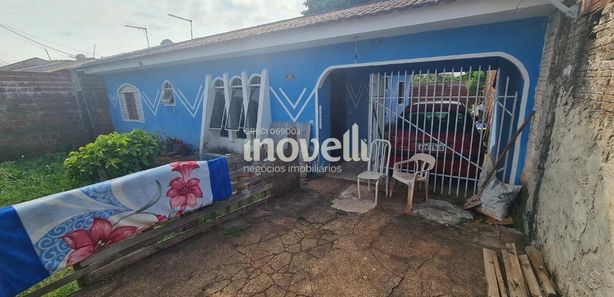 Casa na Rua Antônio Miles, 678, Conjunto Joao de Barro Porto Seguro II em  Maringá, por R$ 300.000 - Viva Real