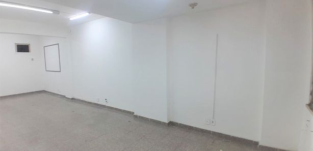Conjuntos Comerciais e Salas para alugar na Avenida Governador Leonel de  Moura Brizola em Duque de Caxias, RJ - ZAP Imóveis