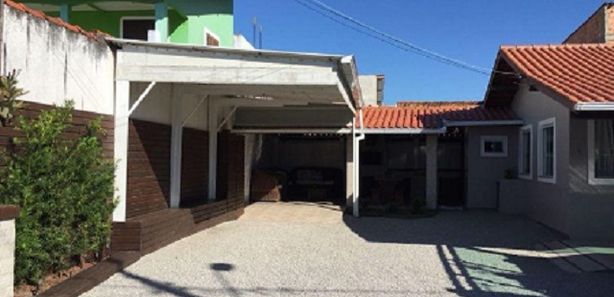 Casa Impecável, com 3 Dormitórios e Deck com Piscina, localizado no Ingleses /Florianópolis