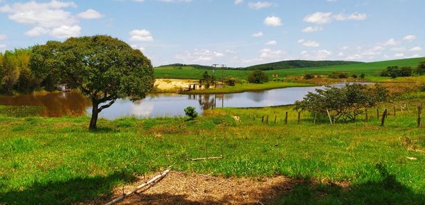 Fazenda mineira com mais de 200 anos é refúgio para quem não curte