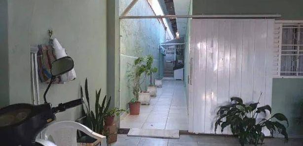 Casa na Rua Hildebrando de Calegari Cenci, 100, Jardim Sao Marcos em  Sorocaba, por R$ 230.000 - Viva Real