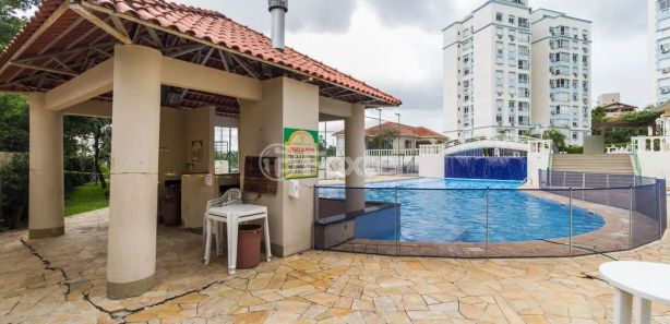 Casas com piscina à venda em Cavalhada, Porto Alegre, RS - ZAP Imóveis