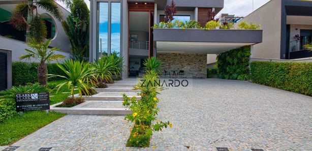 Casa nova a venda em Riviera de São Lourenço, Riviera Golf Club