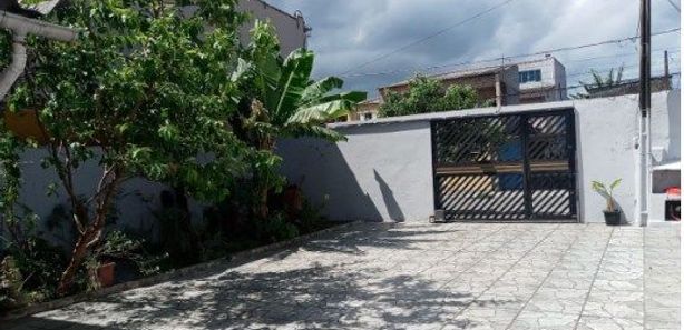 Casas Mobiliados à venda em Jardim Anhanguera, Praia Grande, SP - ZAP  Imóveis