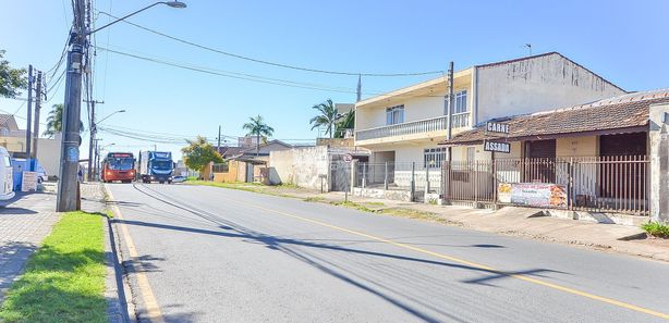 Apartamentos à venda na Rua Lilian Viana de Araújo em São José dos Pinhais,  PR - ZAP Imóveis