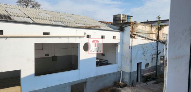 Galpão / Depósito / Armazém com cozinha, 450 m², Esmeraldas - ZAP Imóveis