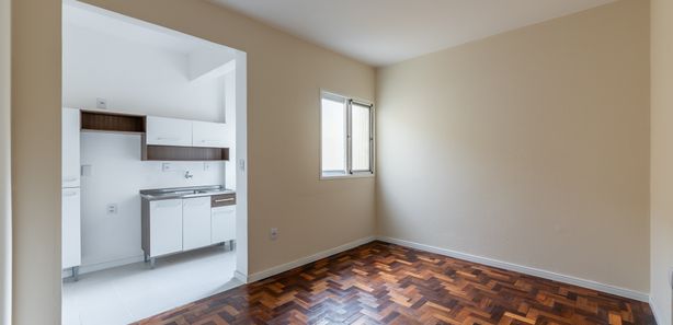 Apartamentos para alugar perto de Faculdade SOGIPA de Educação Física,  Porto Alegre - QuintoAndar