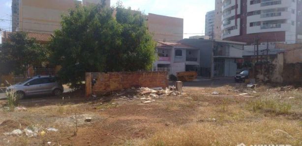 Terreno no Zona 03 em Maringa / PR, 560m² à Venda por R$ 1.700.000,00 