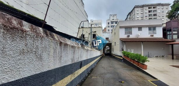 Lojas, Salões e Pontos Comerciais para comprar perto de Metrô Glória em Rio  de Janeiro - RJ