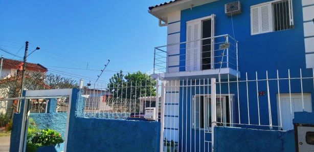 Casa à venda com 100m² na Travessa Lucas Barbosa, Nossa Senhora do Rosário  em Santa Maria, RS