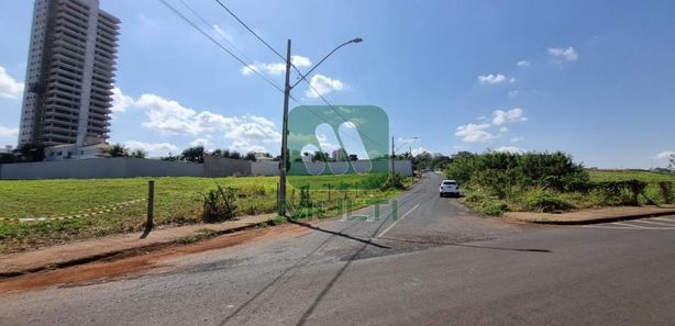 Apartamento na Rua Otília Souza Oliveira, 130, Jardim Karaíba em  Uberlândia, por R$ 1.420.000 - Viva Real