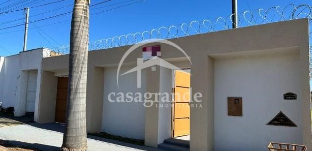 Casas na Rua Olga Prestes em Uberlândia