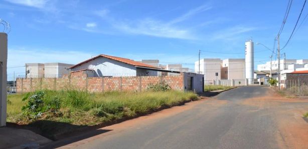 Terreno à venda, 250 m² por R$ 250.000,00 - New Golden Ville -  Uberlândia/MG - Terrenos, sítios e fazendas - Jardim Ipanema, Uberlândia  1177937816