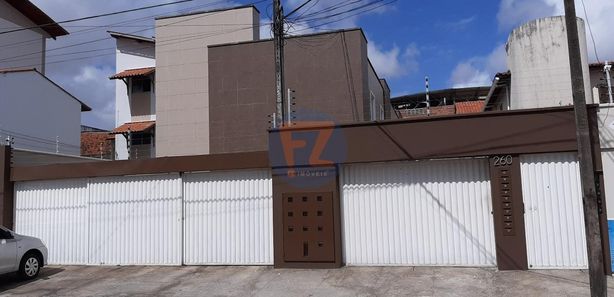 Casas com área de serviço para alugar em Vila União, Fortaleza, CE