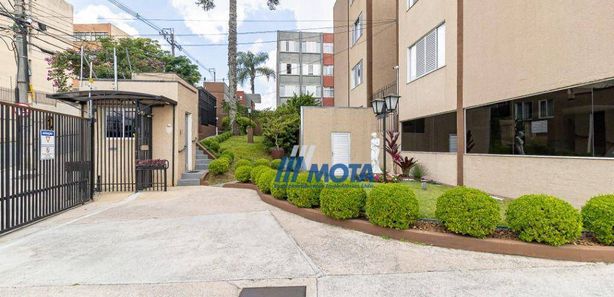 Casas com piscina à venda em Cristo Rei, Curitiba, PR - ZAP Imóveis