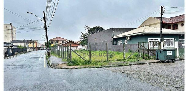 Terrenos à venda na Rua Benonivio João Martins em Palhoça