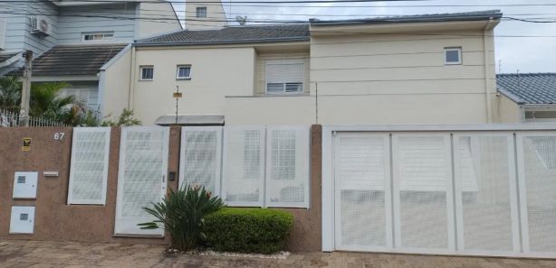 Casas à venda na Rua Padre Cristóvão de Mendonza - Cristo Rei, São Leopoldo  - RS