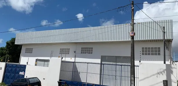 Galpão / Depósito / Armazém à venda, 600m² no Jardim América, Cabedelo