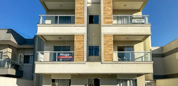 Apartamento com 2 Quartos para alugar, 60m² no Meia Praia, Navegantes