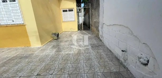 Casa com 3 Quartos para alugar, 80m² no Aruana, Aracaju