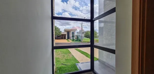 Casa de Condomínio com 3 Quartos para alugar, 204m² no , Cravinhos