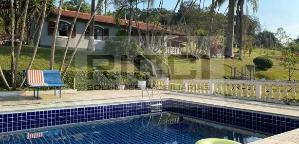 Fazenda / Sítio / Chácara com 3 Quartos para alugar, 10m² no Porteira Preta, Mogi das Cruzes