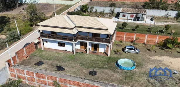 Fazenda / Sítio / Chácara com 3 Quartos à venda, 1000m² no , Mairinque