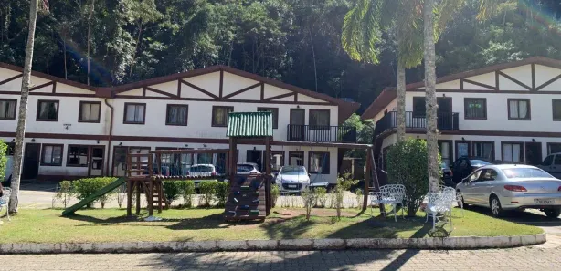 Apartamento com 2 Quartos à venda, 59m² no Samambaia, Petrópolis