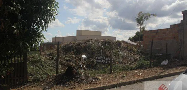 Terreno / Lote / Condomínio à venda, 360m² no Serra Dourada, Vespasiano