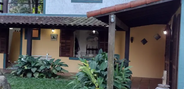 Casa de Condomínio com 3 Quartos à venda, 1700m² no Monte Oliveti, Guapimirim