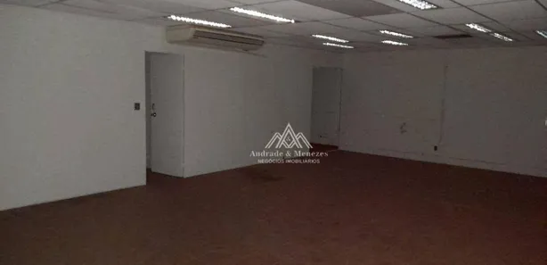 Prédio Inteiro para alugar, 742m² no Centro, Ribeirão Preto