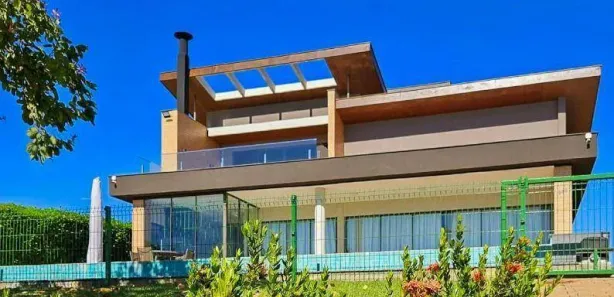 Casa de Condomínio com 3 Quartos para venda ou aluguel, 355m² no , Sertanópolis
