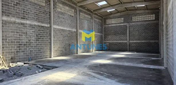 Galpão / Depósito / Armazém para alugar, 350m² no Jordão, Recife