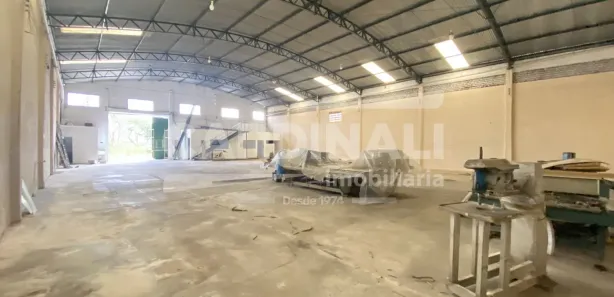 Galpão / Depósito / Armazém para alugar, 730m² no Jardim Novo Horizonte, São Carlos