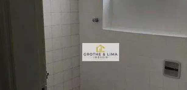 Loja / Salão / Ponto Comercial à venda, 180m² no Centro, Guaratinguetá