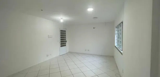 Loja / Salão / Ponto Comercial para alugar, 24m² no Centro, Itaguaí