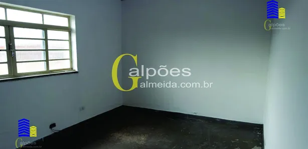 Galpão / Depósito / Armazém para alugar, 650m² no Piratininga, Osasco