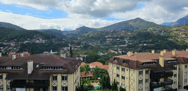 Apartamento com 2 Quartos à venda, 78m² no Nogueira, Petrópolis