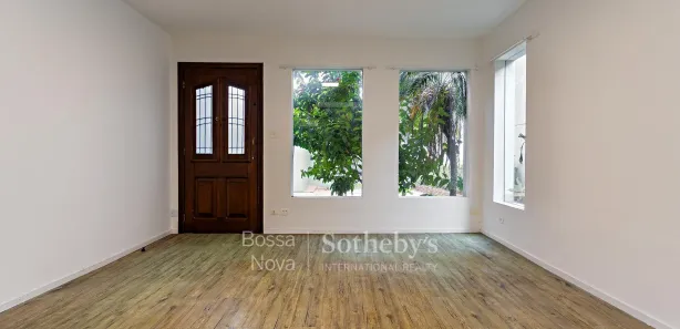 Casa de Vila com 4 Quartos para venda ou aluguel, 303m² no Sumaré, São Paulo