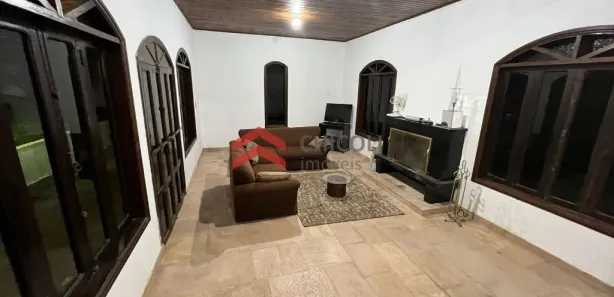 Fazenda / Sítio / Chácara com 4 Quartos à venda, 245m² no Los Álamos, Vargem Grande Paulista