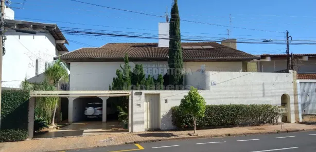 Sobrado com 3 Quartos para alugar, 750m² no Vila São José, São José do Rio Preto