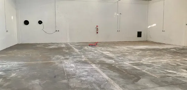 Galpão / Depósito / Armazém à venda, 450m² no Vau Açu, Viçosa