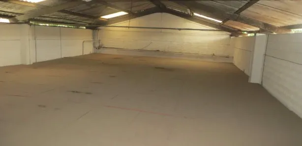 Galpão / Depósito / Armazém para alugar, 600m² no Macuco, Santos