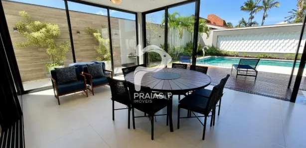 Casa de Condomínio com 5 Quartos à venda, 450m² no Jardim Acapulco, Guarujá