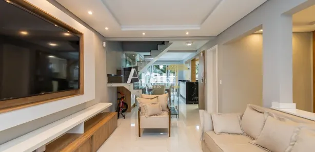 Sobrado com 3 Quartos à venda, 225m² no Loteamento Montparnasse, Almirante Tamandaré