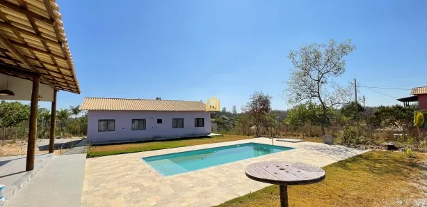 Fazenda / Sítio / Chácara com 4 Quartos à venda, 1000m² no , Esmeraldas