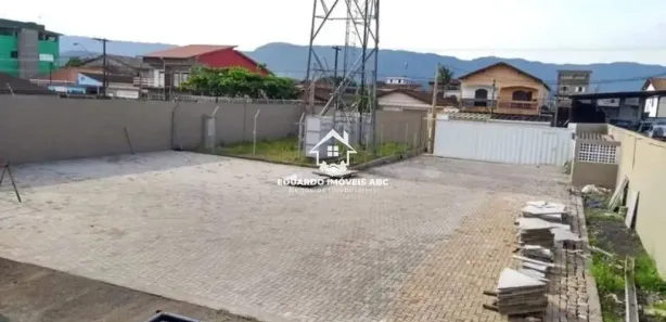 Galpão / Depósito / Armazém para alugar, 700m² no Vila Caraguata, Cubatão
