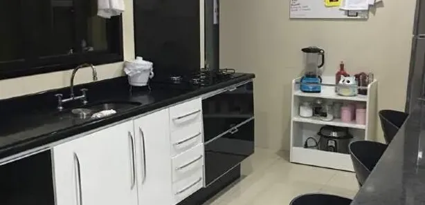 Casa com 2 Quartos para alugar, 600m² no Maria Auxiliadora, Embu das Artes