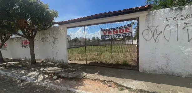 Terreno / Lote / Condomínio à venda, 840m² no Espaço Tropical, Barra dos Coqueiros