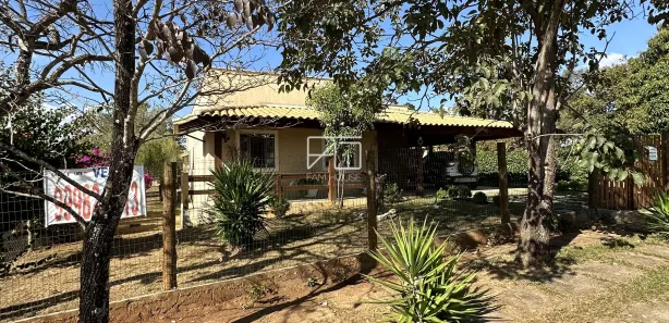 Fazenda / Sítio / Chácara com 4 Quartos à venda, 300m² no Almeida, Jaboticatubas